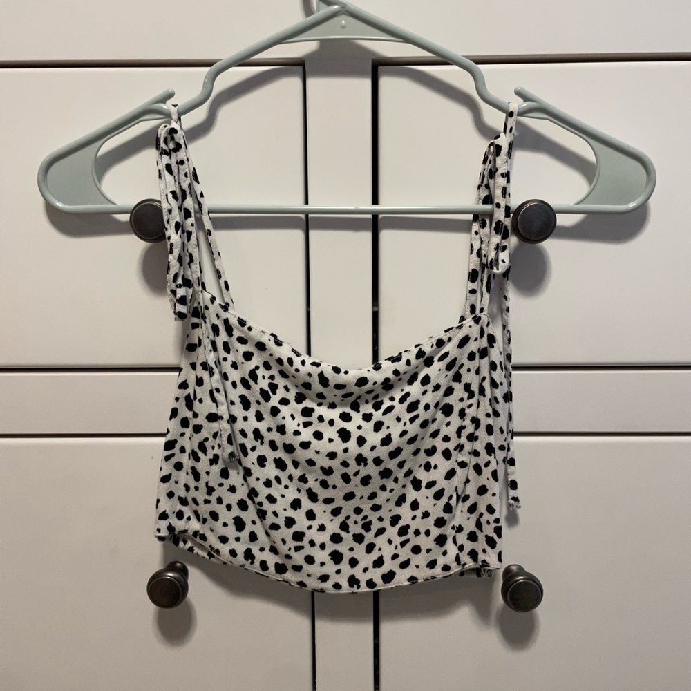 kendall and kylie crop top